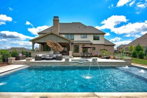 Reasons for Including Custom Swimming Pools During New Home Construction Projects