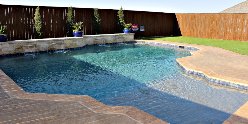 Custom Swimming Pools in New Deal, Texas